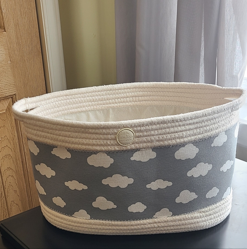 Little Bambino Australia Gray and White Storage Basket